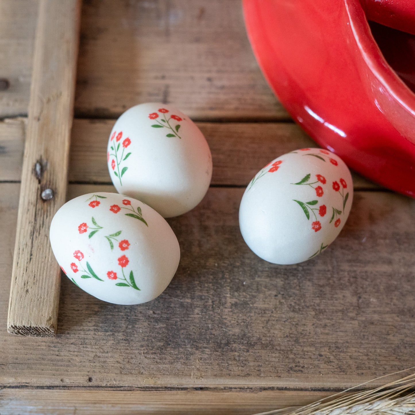 CERAMIC NEST EGG SET- DECORATED